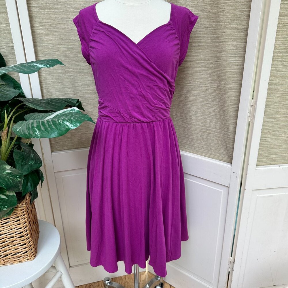 Garnet Hill Magenta Jersey Midi Dress S Surplice V Neck Fit Flare Stretch Knit - Picture 3 of 8